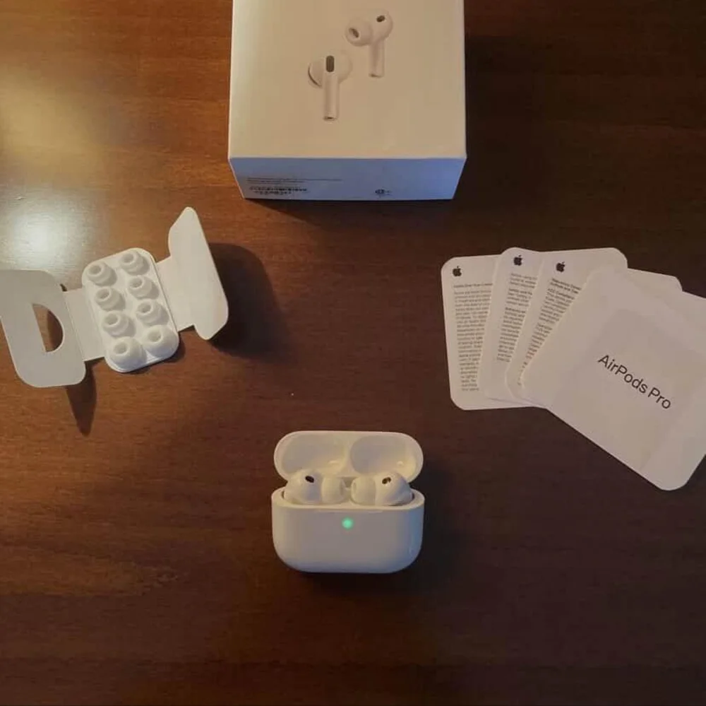 Apple AirPods Pro with Charging Case - White